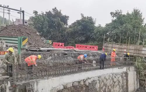 S313省道金兰北线唐村桥维修加固工程施工现场 S313省道金兰北线唐村桥维修加固工程施工现场