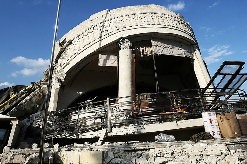 土耳其哈塔伊曾经的州议会大楼建筑地震后的样貌