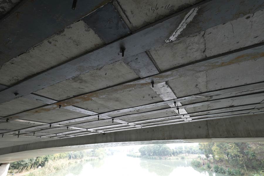 粘钢加固桥梁需要注意什么？