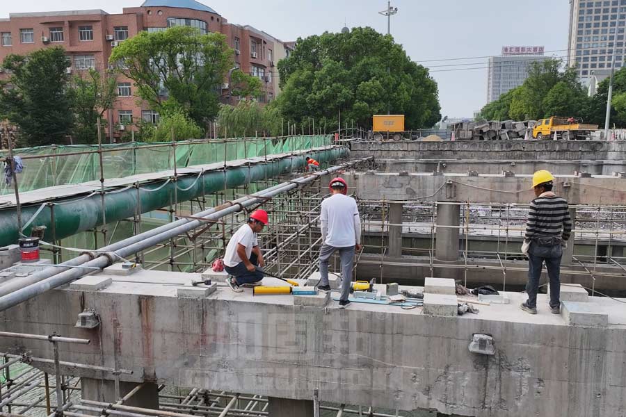 预应力碳板加固施工现场