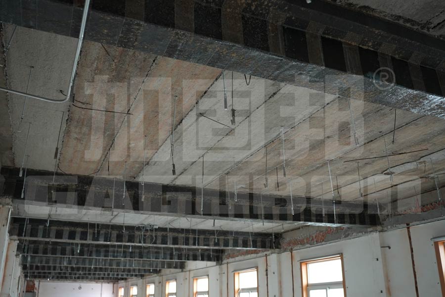 “碳纤维布”——理想的建筑结构加固材料