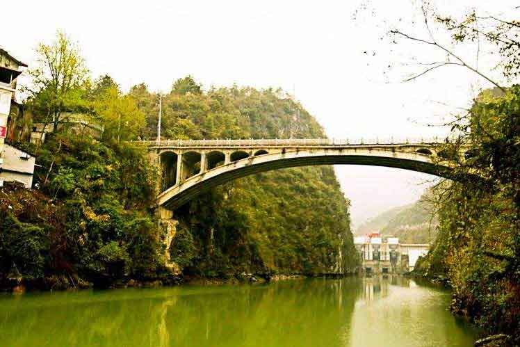 湖北恩施州咸丰县普通公路危桥改造——幸福大桥